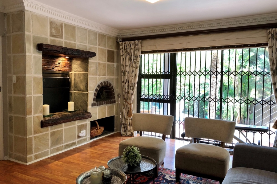 7 Bedroom Property for Sale in Plattekloof Western Cape